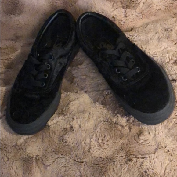 NWOT Black Velvet Limited Edition Vans Sneakers - Picture 9 of 11